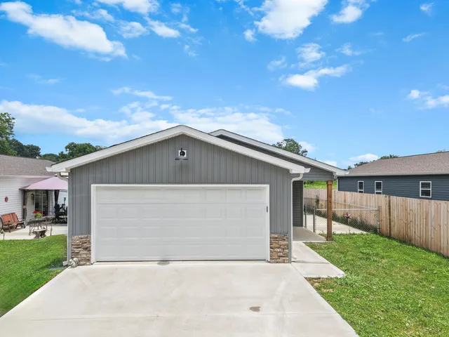 $225,000 | 110 Cleveland Avenue, Pikeville, TN 37367