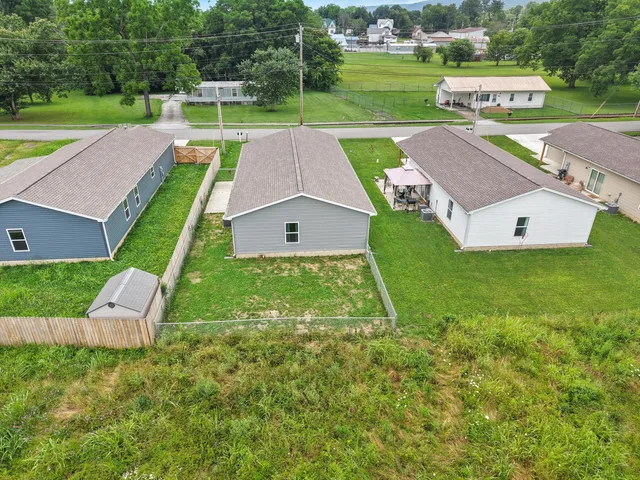 $225,000 | 110 Cleveland Avenue, Pikeville, TN 37367