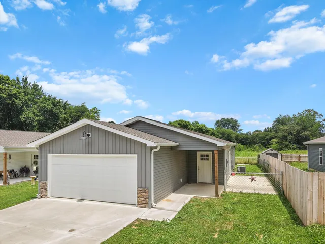 $225,000 | 110 Cleveland Avenue, Pikeville, TN 37367