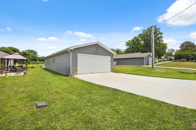 $225,000 | 110 Cleveland Avenue, Pikeville, TN 37367