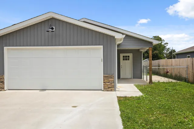 $225,000 | 110 Cleveland Avenue, Pikeville, TN 37367