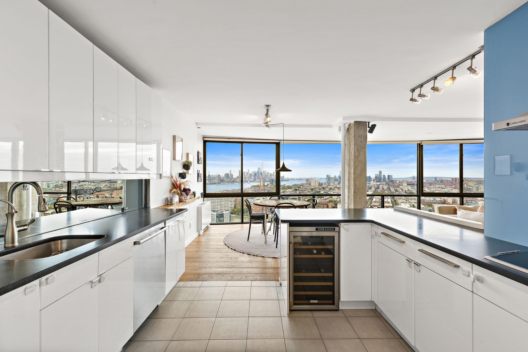 380 Mountain Road, Unit 1813 Union City, NJ 07087 - Photo 12 of 30