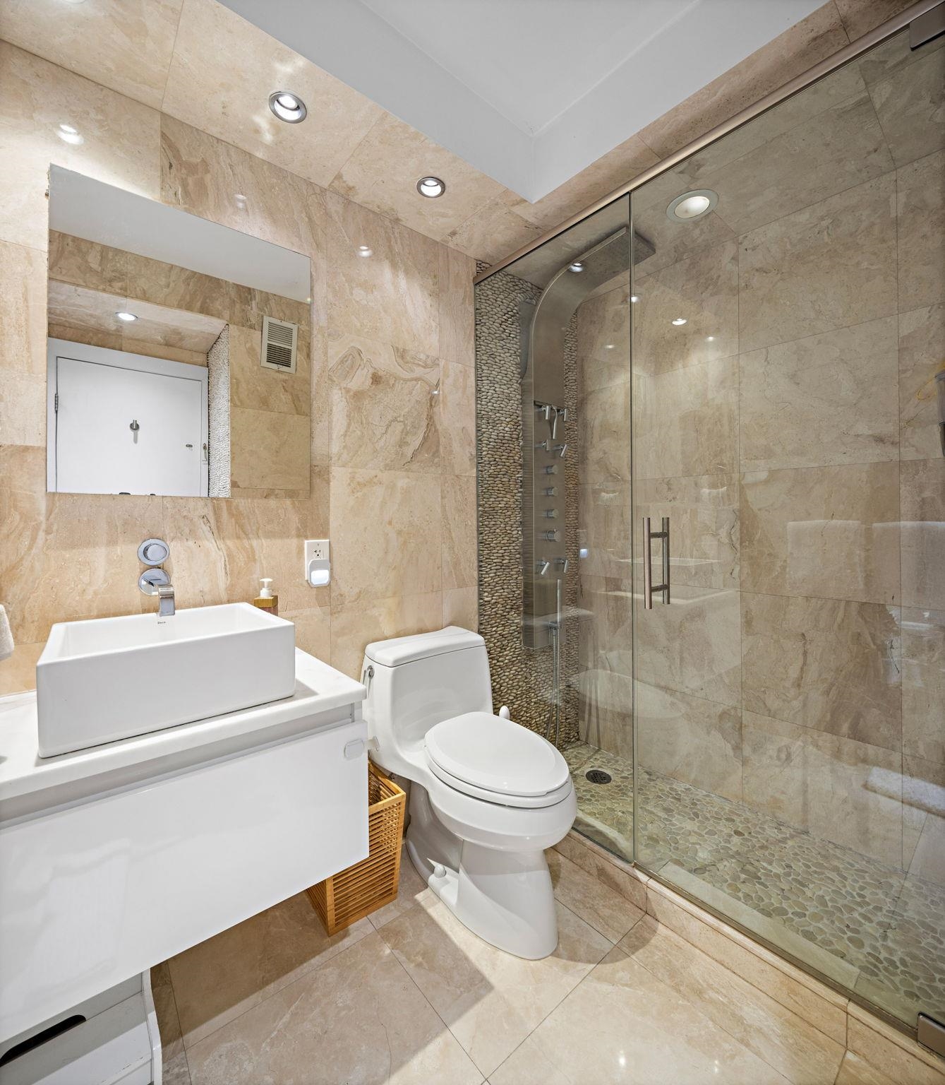 380 Mountain Road, Unit 1813 Union City, NJ 07087 - Photo 22 of 30