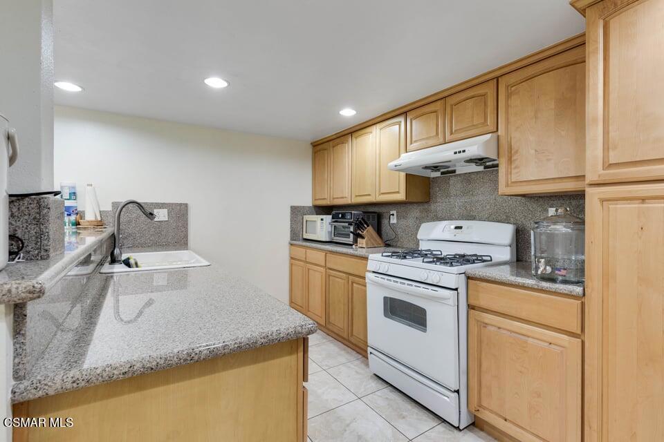 2831 Tapo Street Simi Valley, CA 93063 - Photo 10 of 37