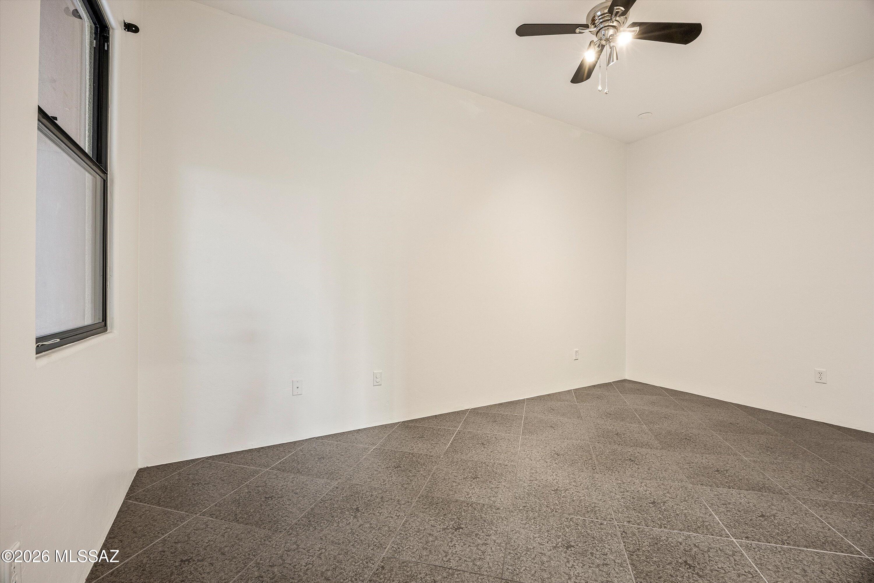 494 East Cedarvale Road Tucson, AZ 85704 - Photo 15 of 51