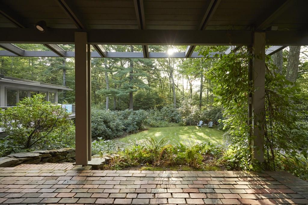 98 Nut Meadow Crossing Concord, MA 01742 - Photo 27 of 33