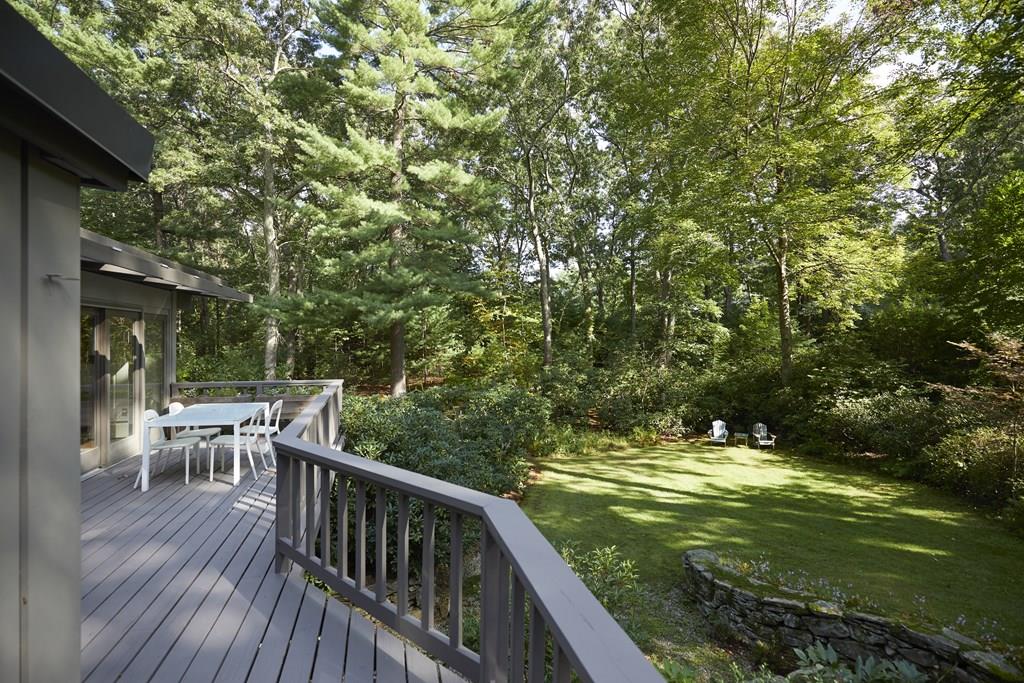 98 Nut Meadow Crossing Concord, MA 01742 - Photo 29 of 33
