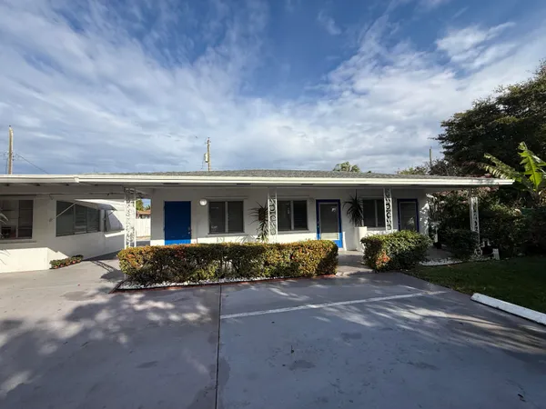 $1,500 | 1210 South M Street, Unit 8, Lake Worth Beach, FL 33460