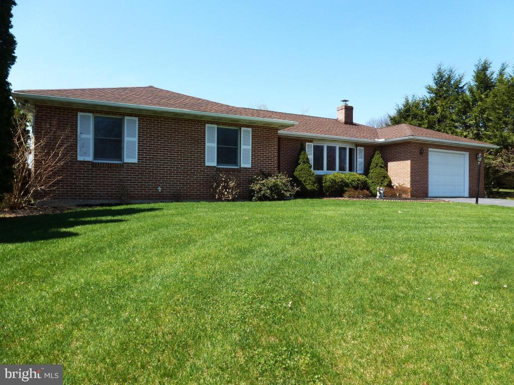 2 Hallmark Drive Lititz, PA 17543 - Photo 1 of 21