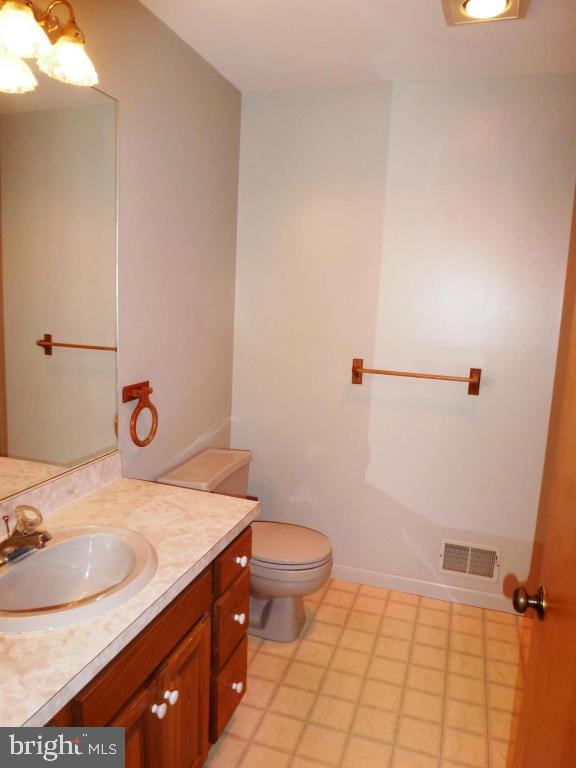 2 Hallmark Drive Lititz, PA 17543 - Photo 16 of 21