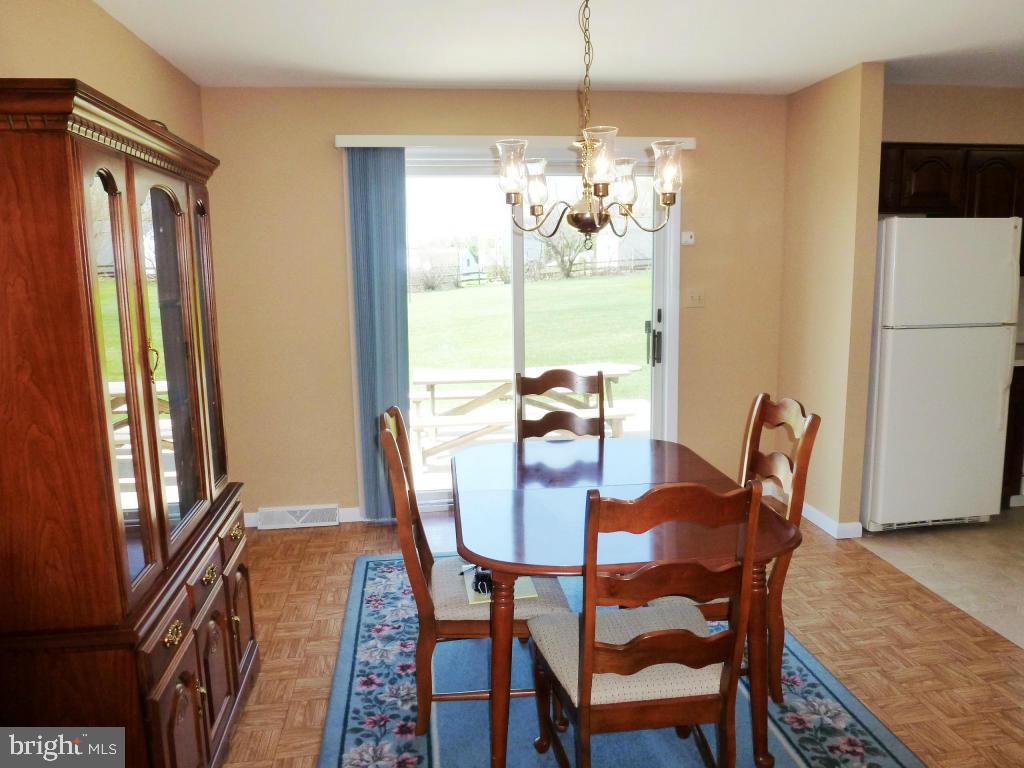 2 Hallmark Drive Lititz, PA 17543 - Photo 7 of 21
