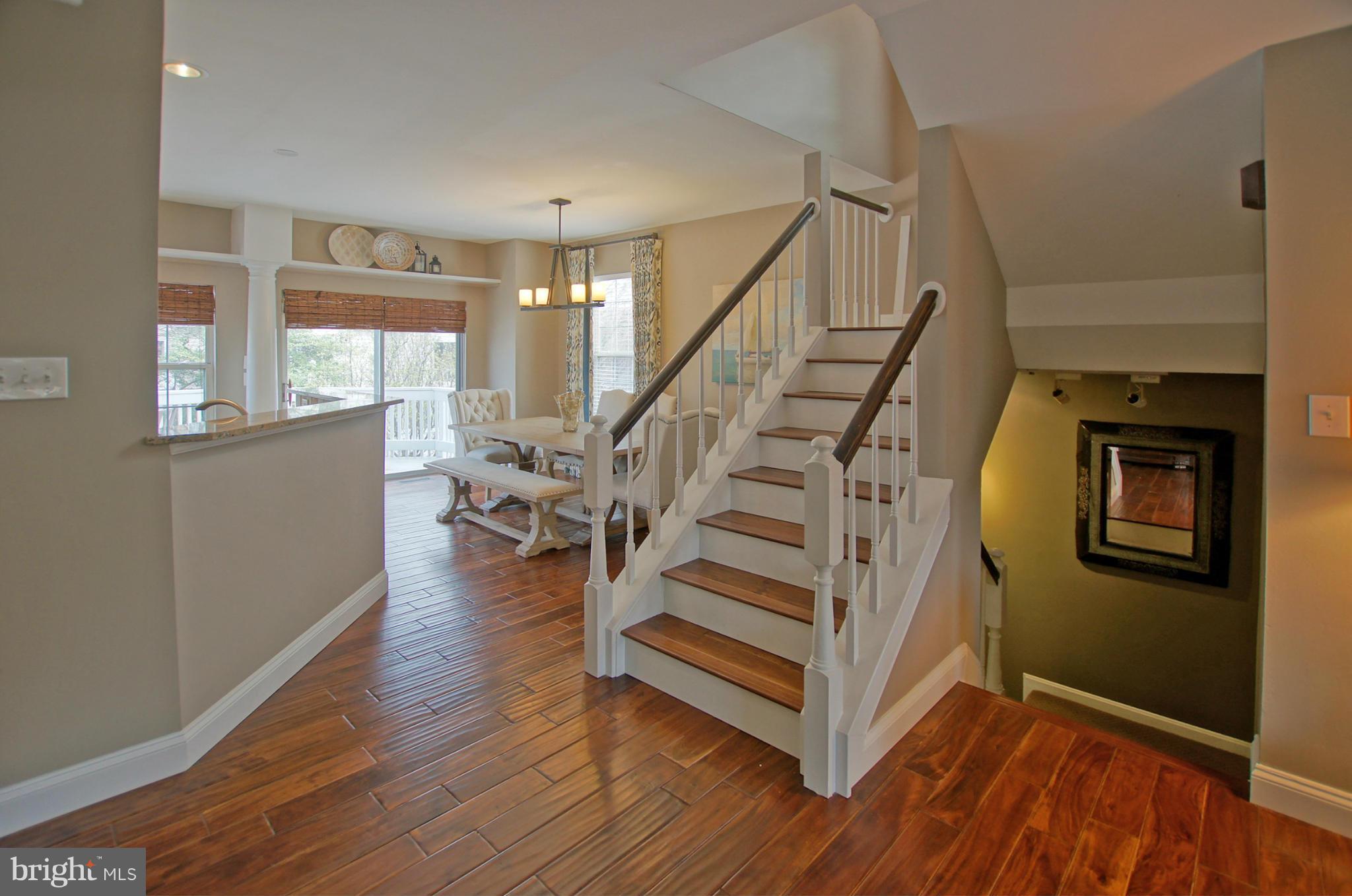 12035 Edgemere Circle Reston, VA 20190 - Photo 5 of 23 Interior (General)