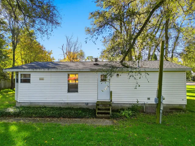 $168,000 | 212 Elm Street, Howard City, MI 49329