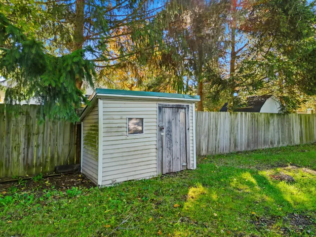 $168,000 | 212 Elm Street, Howard City, MI 49329