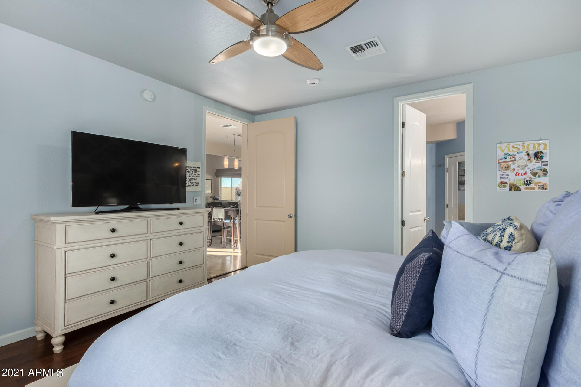 1613 East Grandview Road Phoenix, AZ 85022 - Photo 15 of 28 0017-Grandview 15