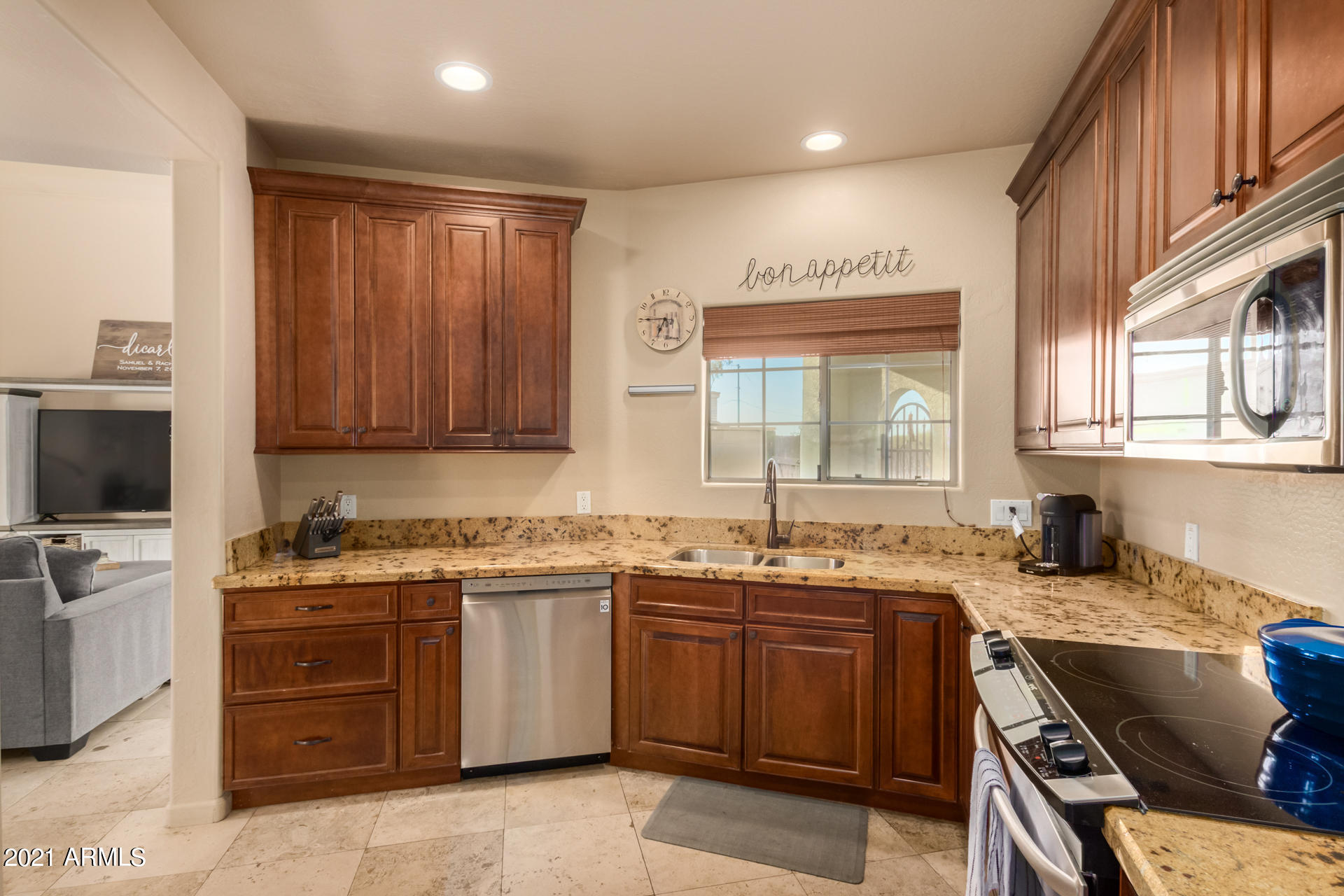 1613 East Grandview Road Phoenix, AZ 85022 - Photo 10 of 28 0012-Grandview 10