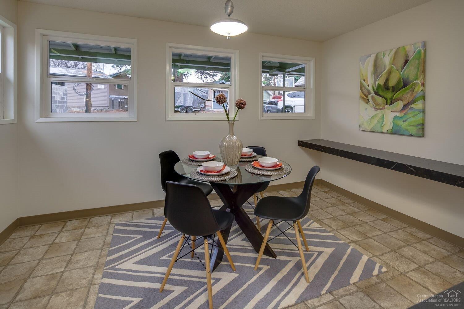 924 Northwest Riverside Boulevard Bend, OR 97703 - Photo 9 of 17 Additional Photo