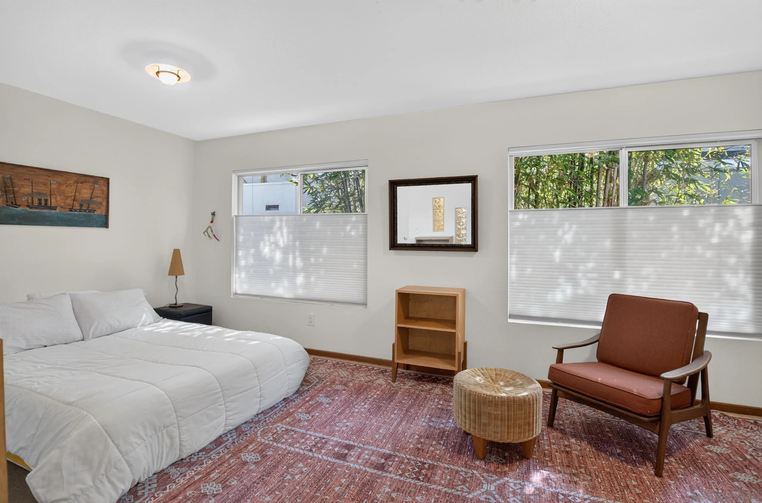 274 Sharp Encinitas, CA 92024 - Photo 20 of 33 Gallery Image 20