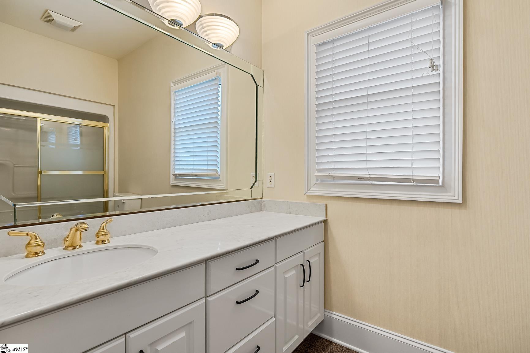 107 Amanda Drive Anderson, SC 29621 - Photo 35 of 48 Gallery Image 35