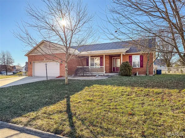 $275,000 | 109 Benham Drive, Millstadt, IL 62260
