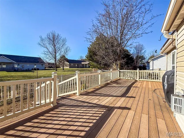 $325,000 | 109 Benham Drive, Millstadt, IL 62260