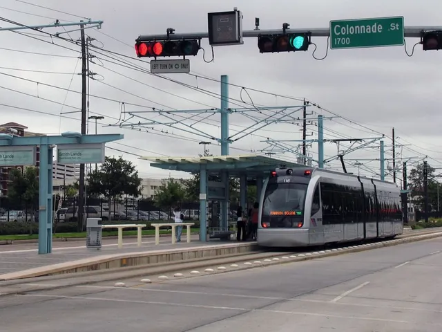 $220,000 | 1711 Old Spanish Trail, Unit 137, Houston, TX 77054