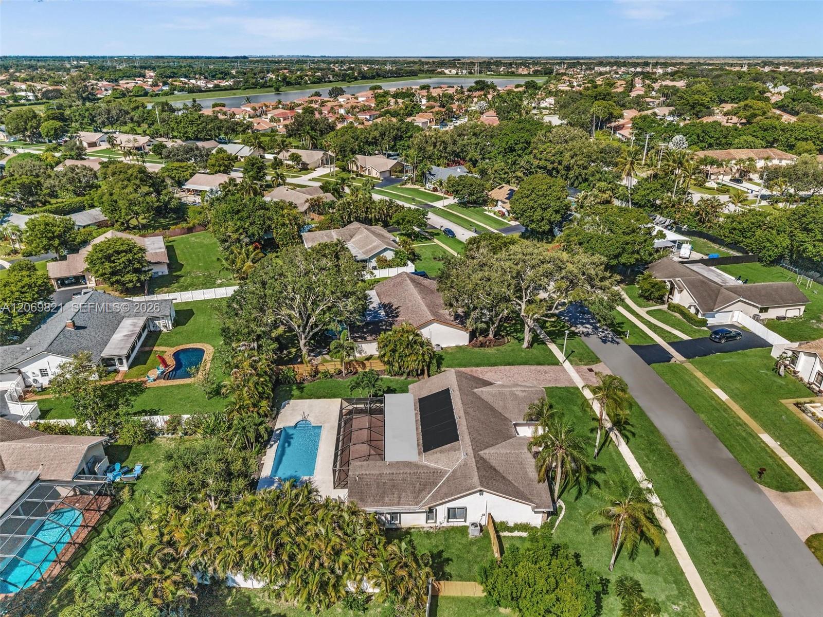 18232 South 104th Terrace South Boca Raton, FL 33498 - Photo 4 of 47 Gallery Image 4