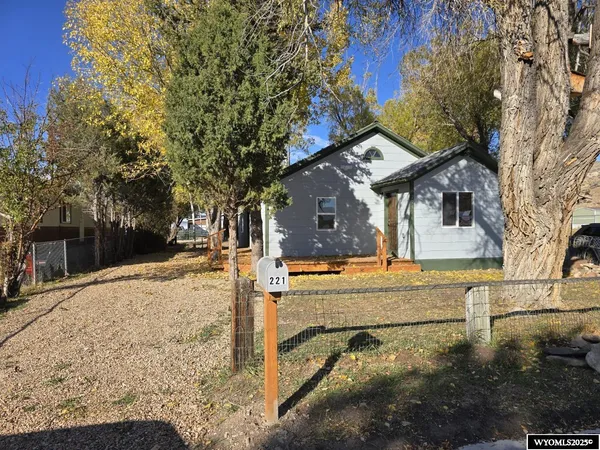 $225,000 | 221 Beryl Street, Kemmerer, WY 83101
