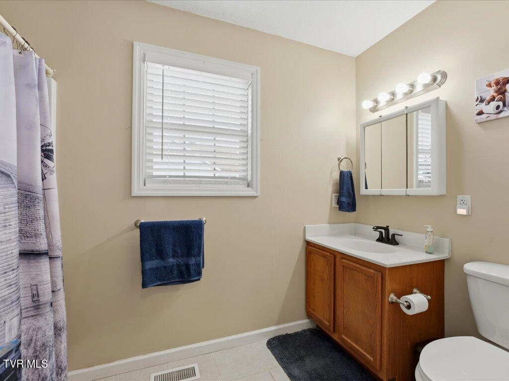 197 Deer Ridge Drive Rutledge, TN 37861 - Photo 17 of 37 197 Deer Ridge Dr - 17