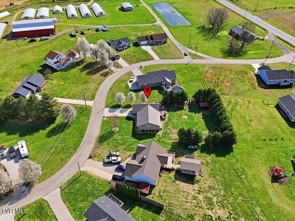 197 Deer Ridge Drive Rutledge, TN 37861 - Photo 34 of 37 197 Deer Ridge Dr - 34