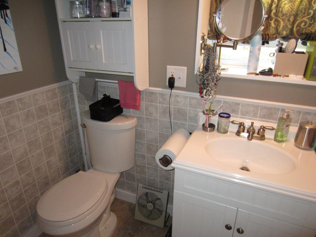 40 South Mammoth Road Manchester, NH 03109 - Photo 20 of 35