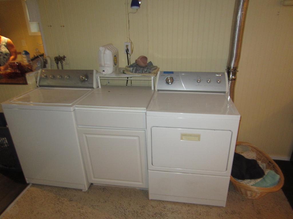 40 South Mammoth Road Manchester, NH 03109 - Photo 21 of 35
