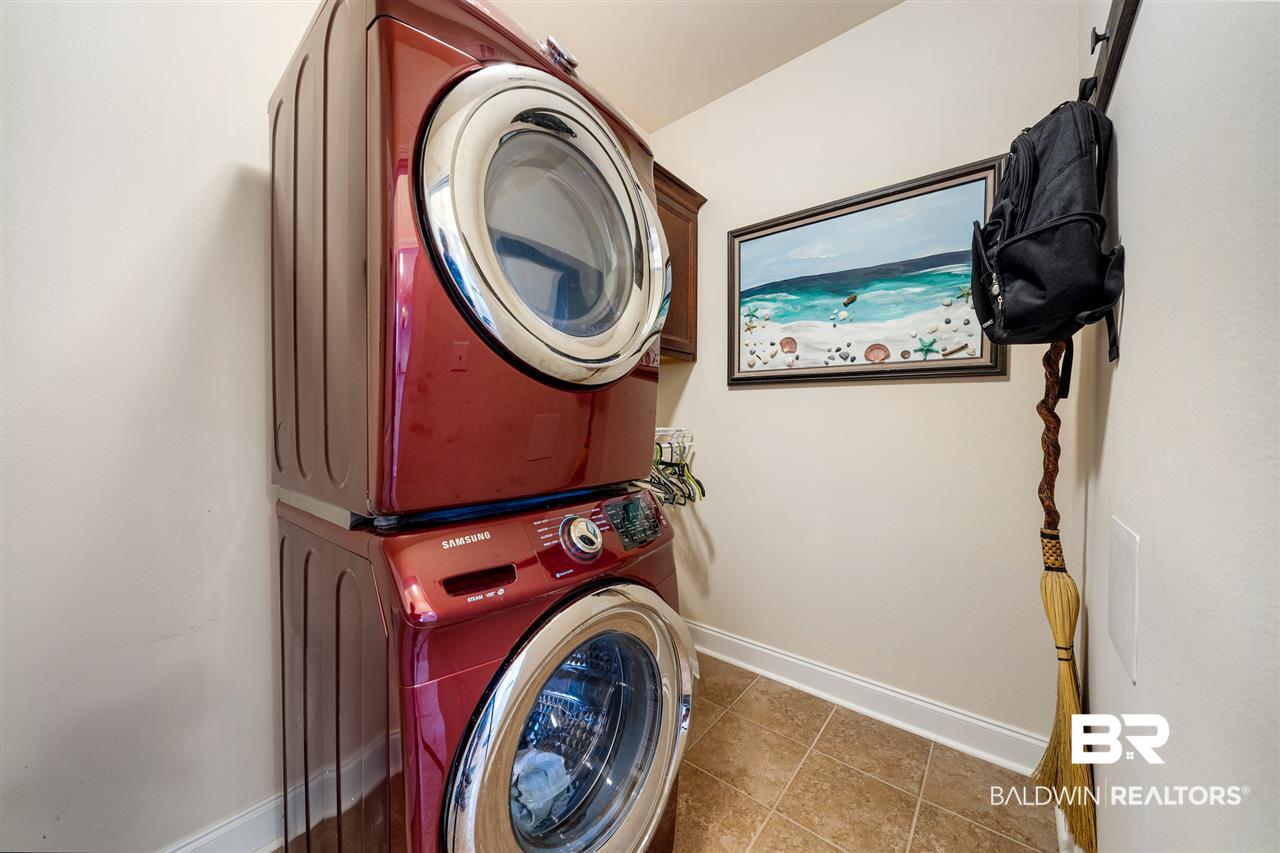 1122 Crown Walk Drive Foley, AL 36535 - Photo 20 of 35 Laundry