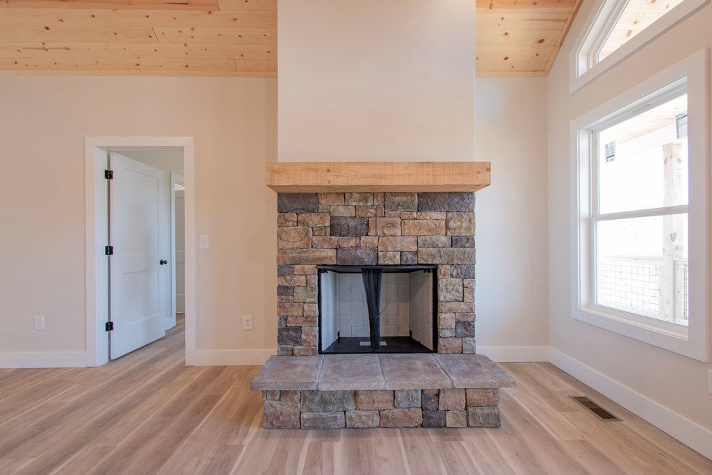 4 Caldwell Road Brasstown, NC 28902 - Photo 7 of 22 Gallery Image 7