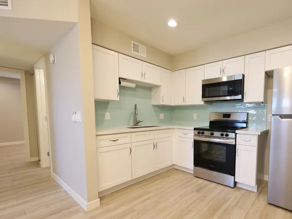 $1,399 | 476 East Linda Avenue, Unit 4, Apache Junction, AZ 85119