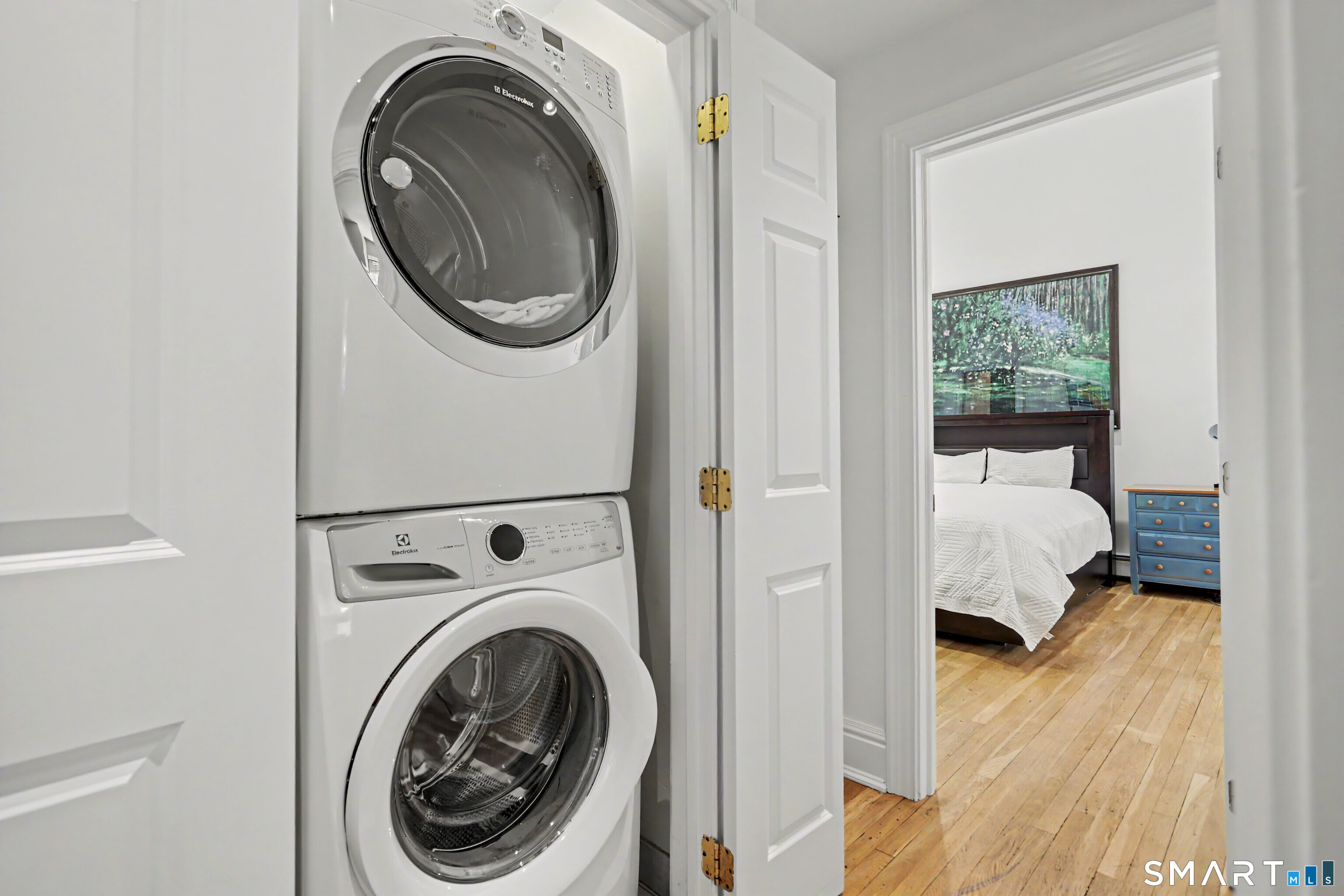186 Compo Road South Westport, CT 06880 - Photo 17 of 40 The Laundry is on the main level