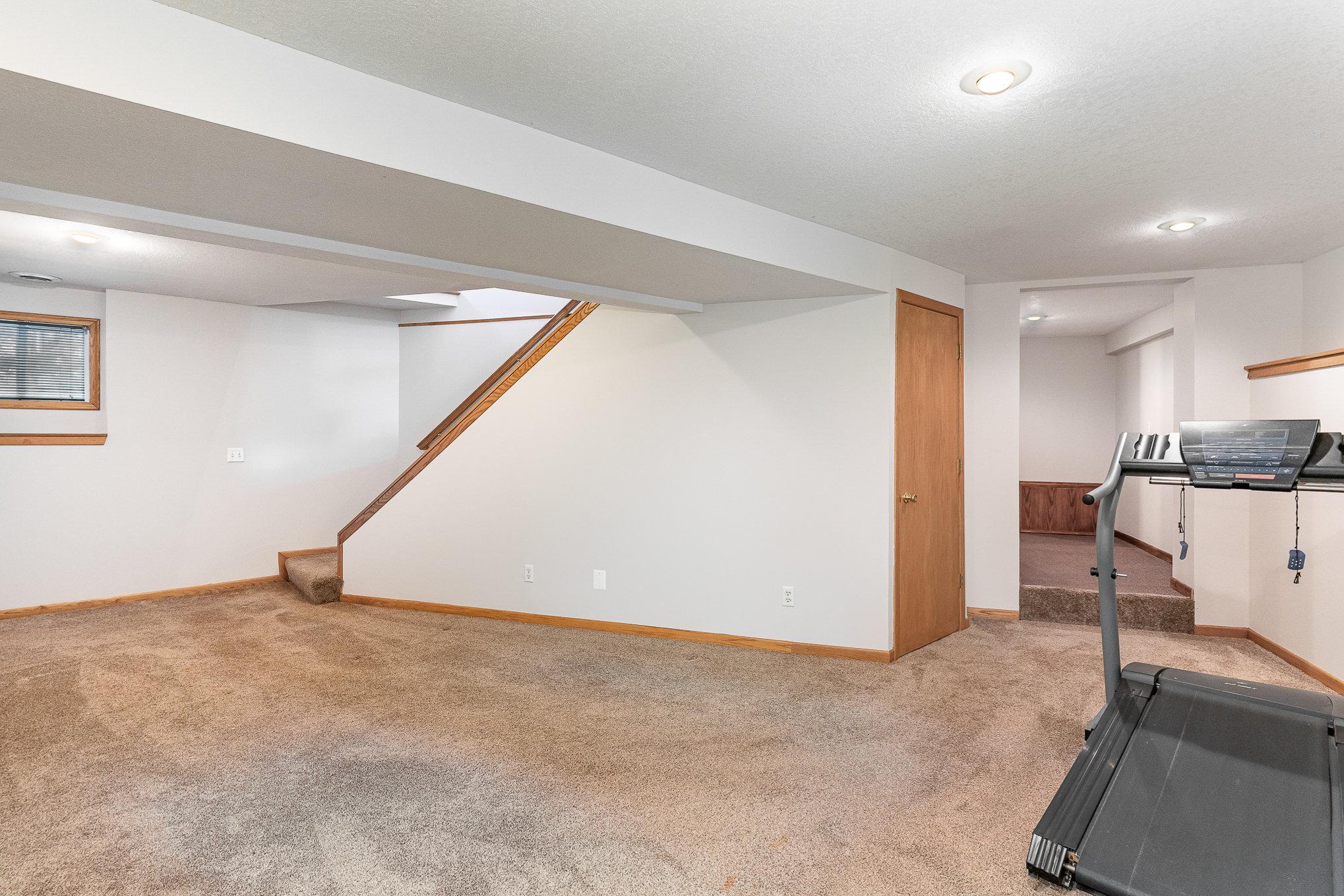 1510 Lone Oak Road Eagan, MN 55121 - Photo 12 of 49 Gallery Image 12