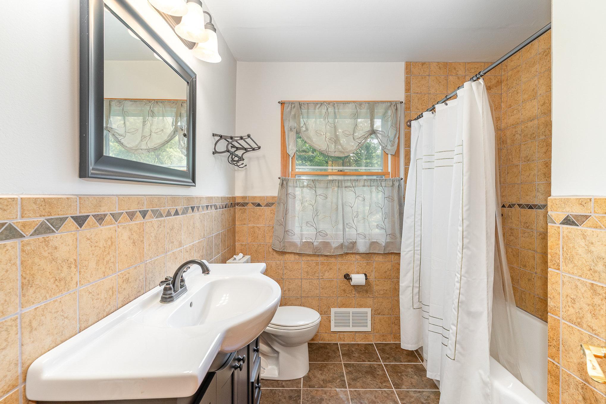 1510 Lone Oak Road Eagan, MN 55121 - Photo 29 of 49 Gallery Image 29