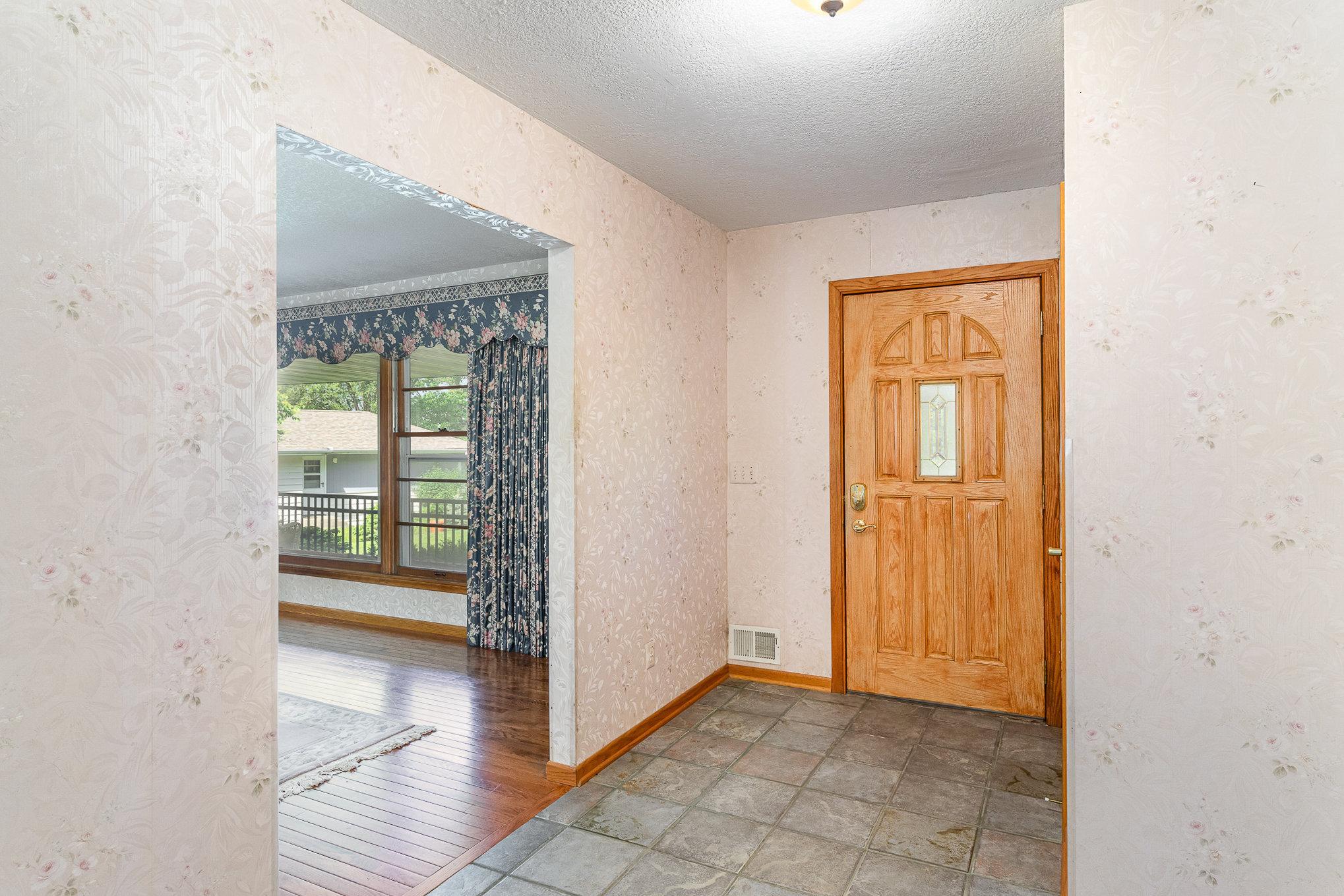 1510 Lone Oak Road Eagan, MN 55121 - Photo 35 of 49 Gallery Image 35