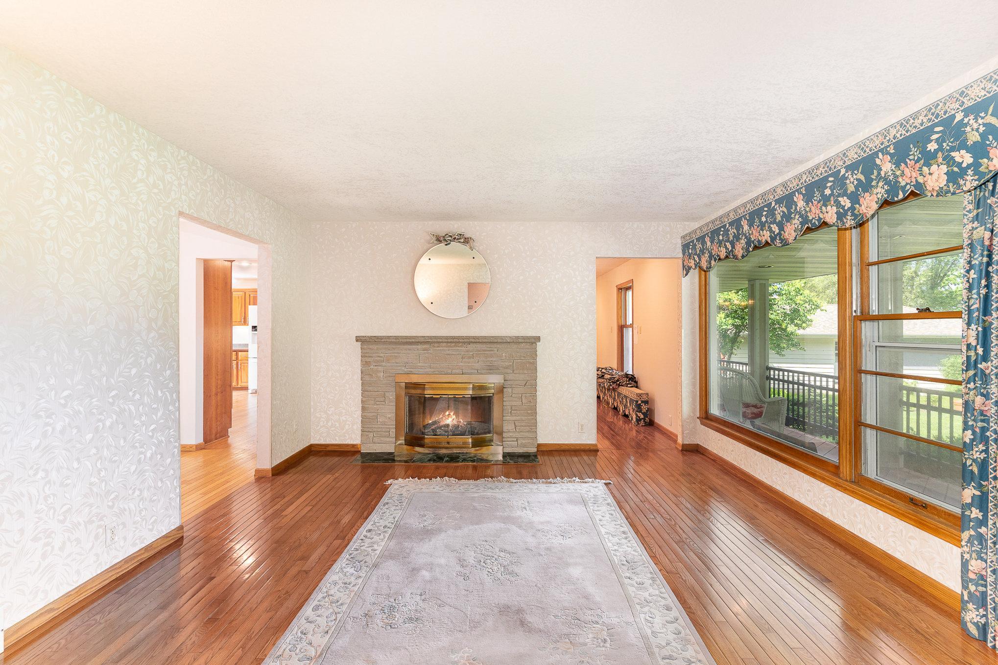 1510 Lone Oak Road Eagan, MN 55121 - Photo 5 of 49 Gallery Image 5