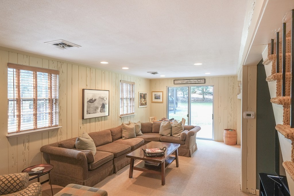11 Alden Road Wayland, MA 01778 - Photo 8 of 24 Gallery Image 8