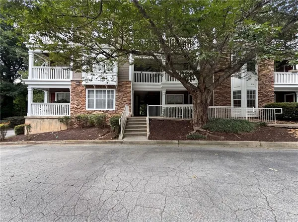 $144,000 | 131 Bentley Place, Tucker, GA 30084