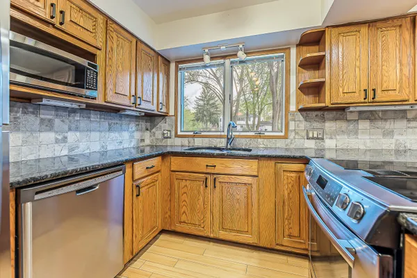 $535,000 | 1323 Mesa Drive, Ypsilanti, MI 48197