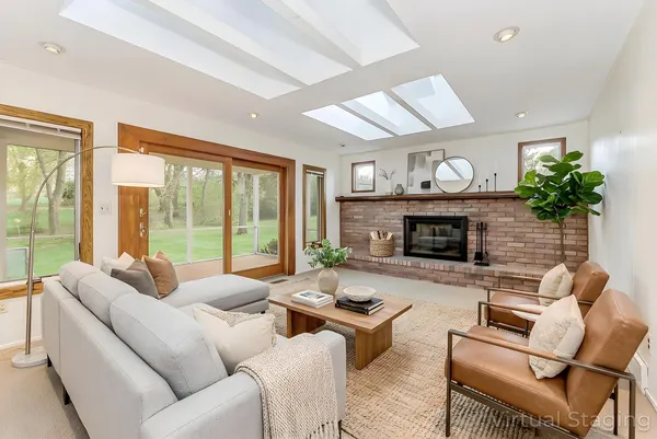 $535,000 | 1323 Mesa Drive, Ypsilanti, MI 48197