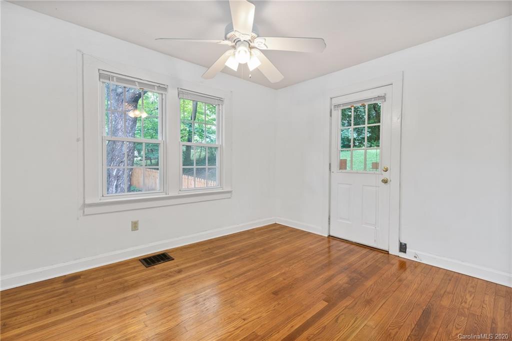 16 Mountain View Road Asheville, NC 28805 - Photo 9 of 22 Gallery Image 9