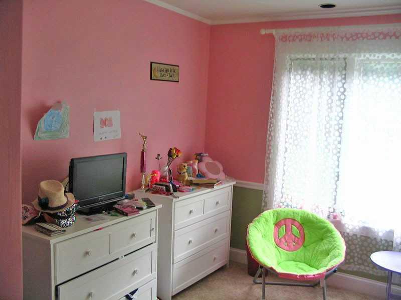 225 Pierce Road Brewer, ME 04412 - Photo 27 of 35 Bedroom. A second bedroom, accessed...