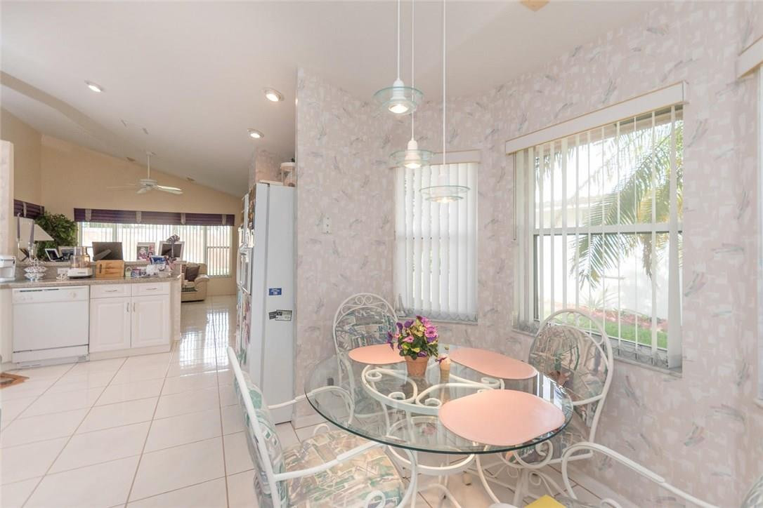 6865 Sun River Road Boynton Beach, FL 33437 - Photo 21 of 53 Photo 21