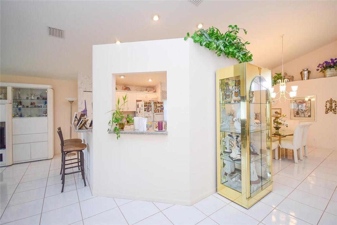 6865 Sun River Road Boynton Beach, FL 33437 - Photo 25 of 53 Photo 25