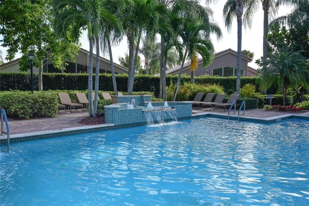 6865 Sun River Road Boynton Beach, FL 33437 - Photo 4 of 53 Photo 4