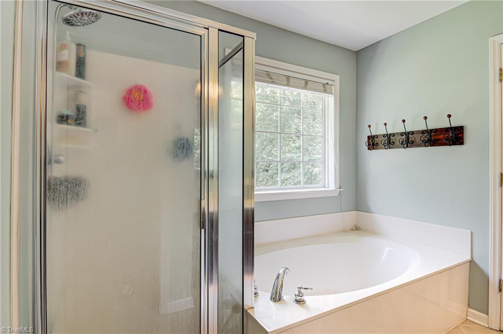 7906 Cress Court Oak Ridge, NC 27310 - Photo 15 of 29 Gallery Image 15
